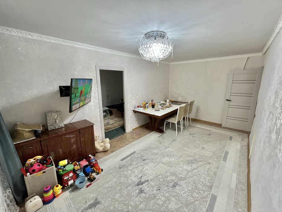 Продаётся 4-комнатная квартира, 72,9 м²