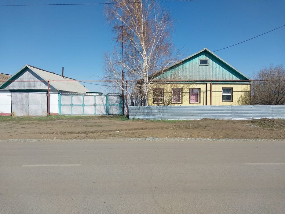 Продам дом в п. Константиновка