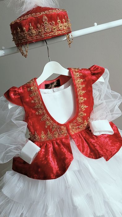 Тусау кесу 1 жас.