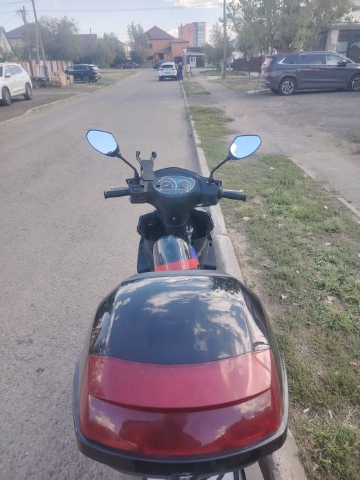 Мопед продается.