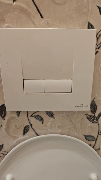 Продаётся рамка для инсталляции Cersanit.
