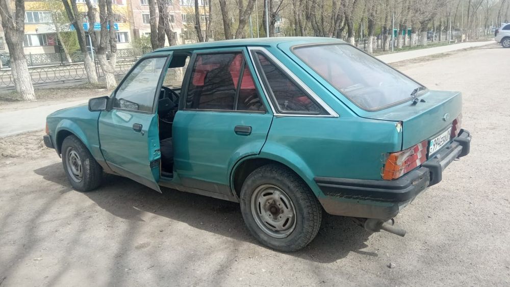 Форд эскорт в хорошем состоянии