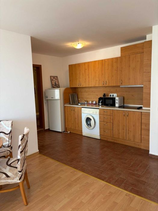 Дава се под наем Едностаен апартамент в Несебър - 64 кв.м за 498.27 € - Снимка #2