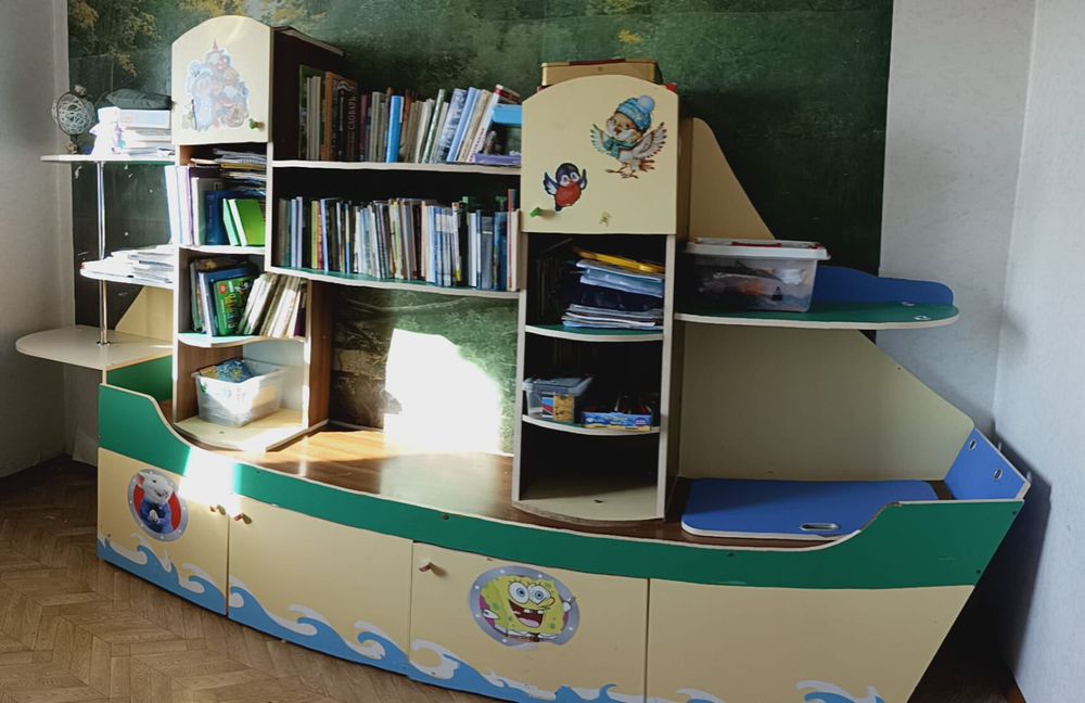 Продам шкаф в детскую (детская стенка)