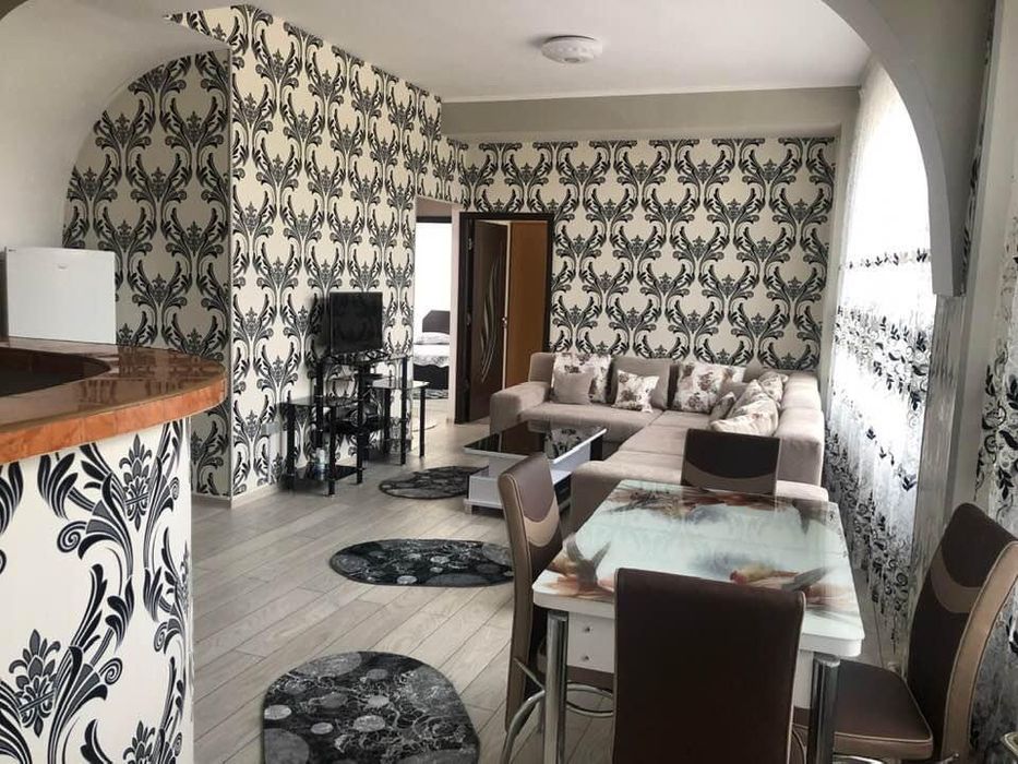 Apartament 4 camere de inchiriat zona colentina