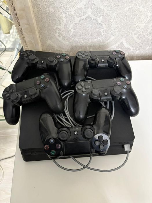 PlayStation 4 slim  5 джойстик