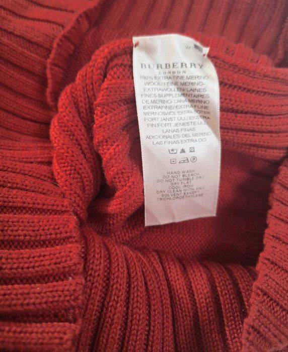 Burberry оригинален дълъг пуловер