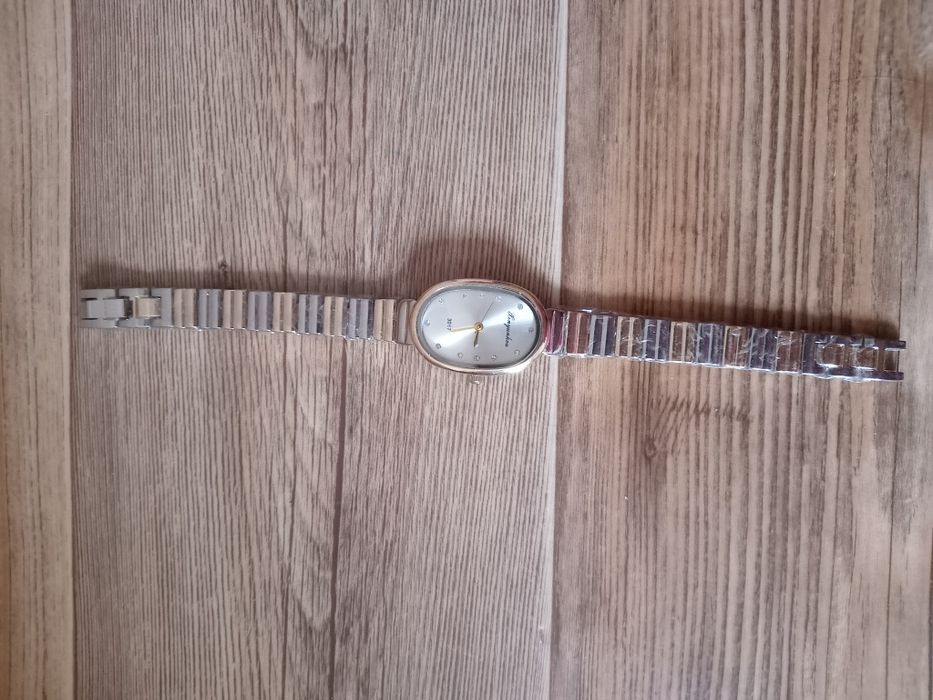 Сағат новый қолданылмаған