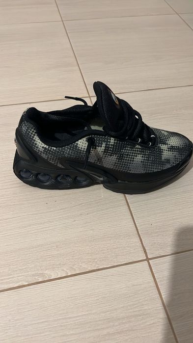 Adidasi Nike AIR MAX DN (noi cu cutie)
