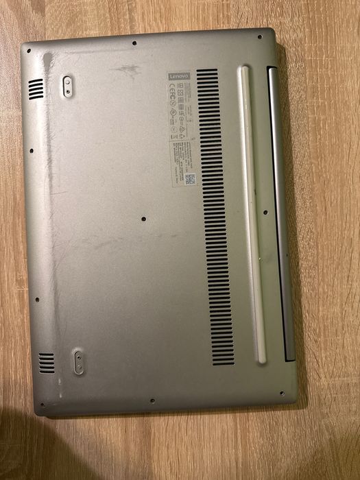 Лаптоп Lenovo IdeaPad 320S-15IKB / i7-8550U / 8GB RAM / 1TB HDD / Windows 11