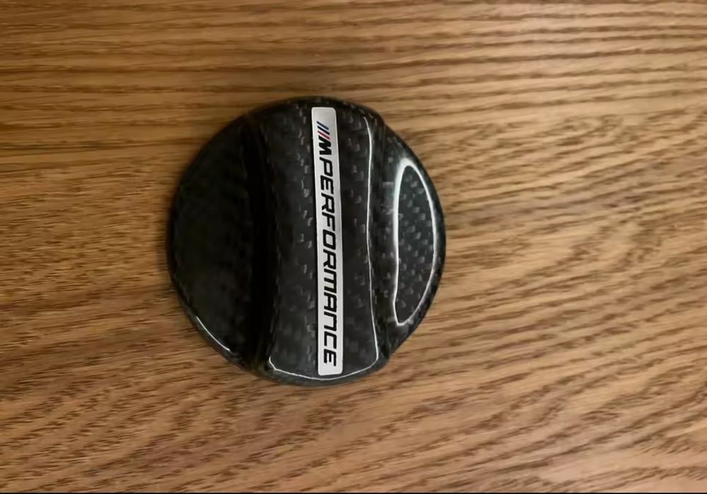 M performance карбонова капачка бмв резервоар