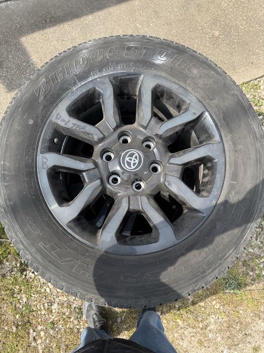 Части за TOYOTA HILUX 2021+
