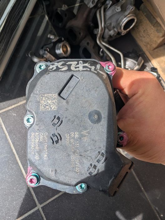 Supapă EGR Continental VDO 04L131501B Audi 2.0 TDI OEM