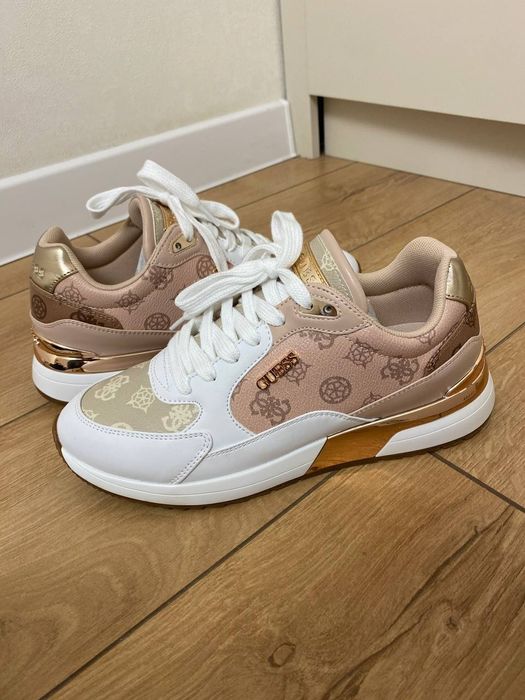 Кроссовки Guess оригинал