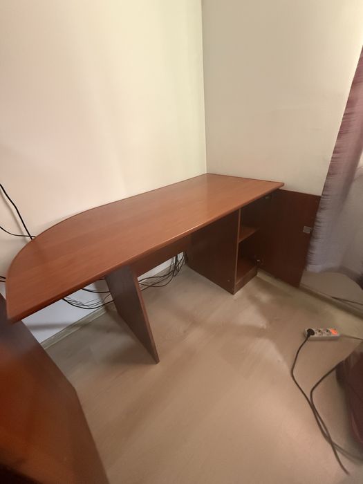 Стол письменный/офисный