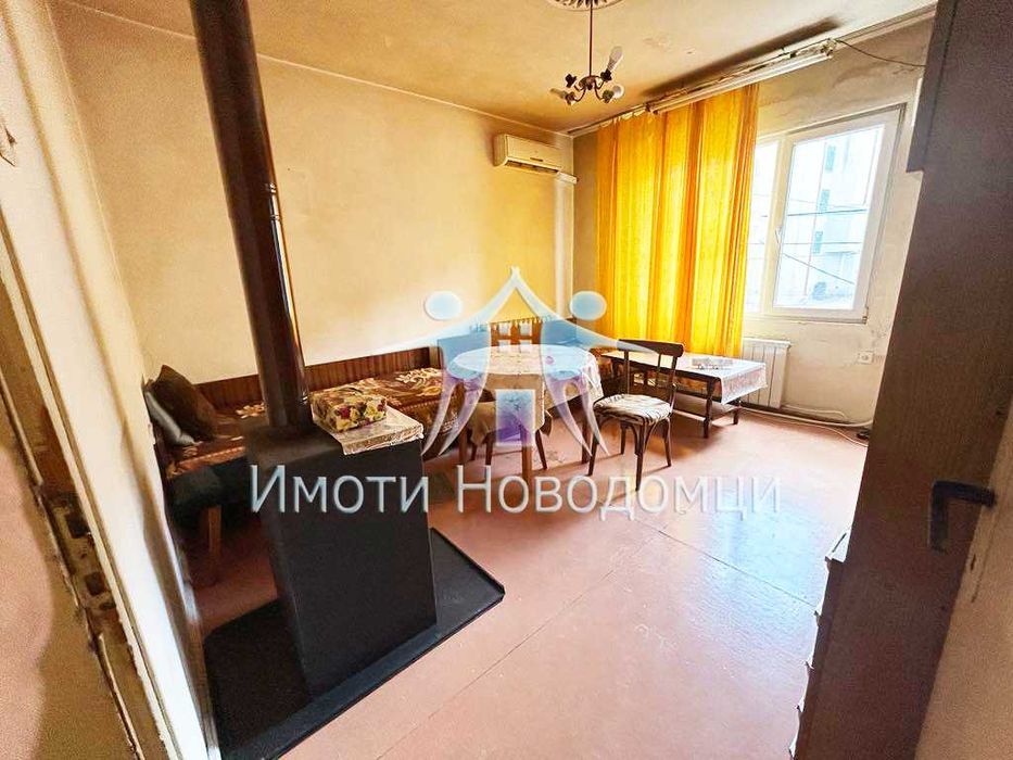 Етаж от къща, Шумен, Военно училище