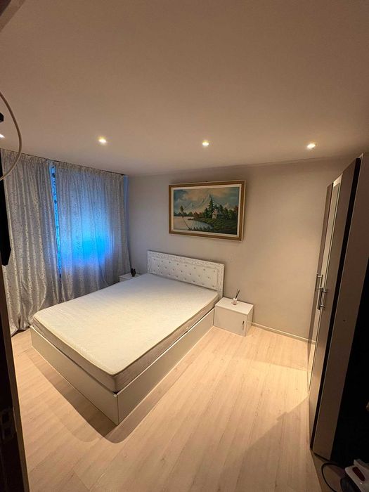 Inchiriez apartament 3 camere Galati