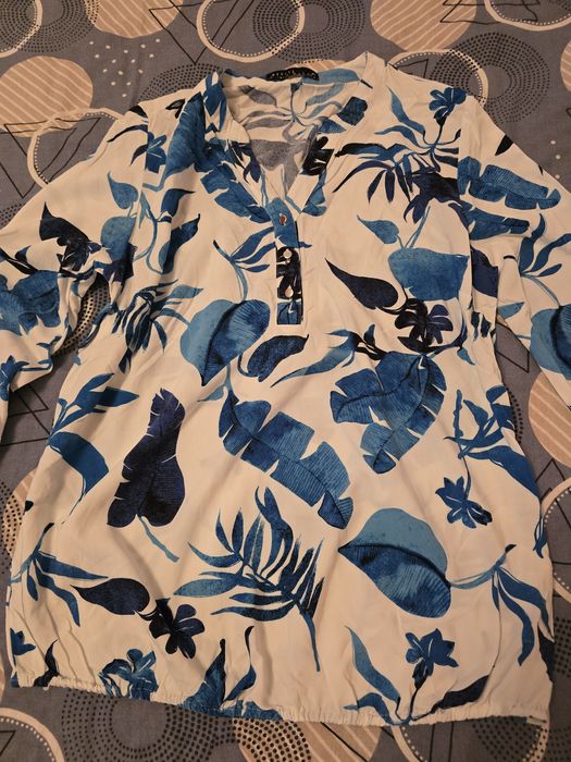 Нова блузка размер М