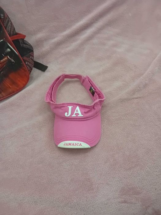 Дамски чанти и детска раничка