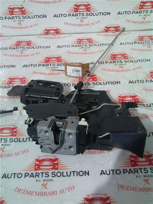 Broasca usa dreapta fata mercedes-benz ml 3.0d an fabr. 2014