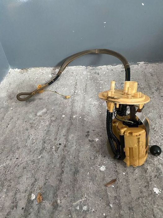 Pompa motorina rezervor VOLVO V70 S60 XC70 XC90 2005-2010 30671866