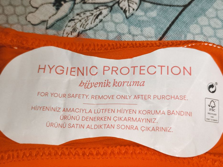 Продаётся новый купальник