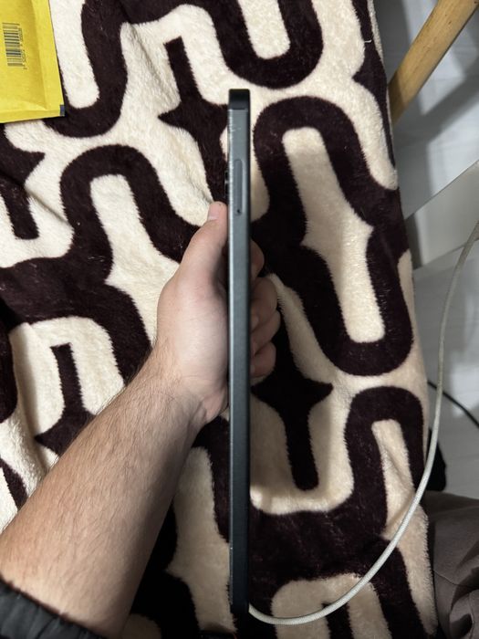 Samsung Galaxy Tab A9 128GB + SIM 4G, stare bună, funcționează perfect