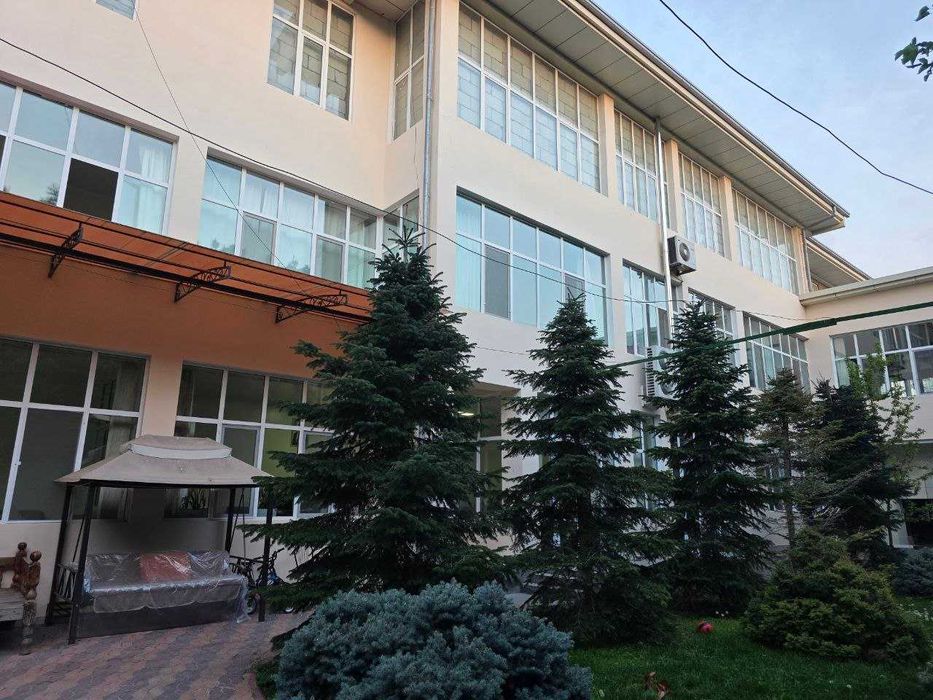Продаётся четырёхуровневое здание по ул Сарикуль