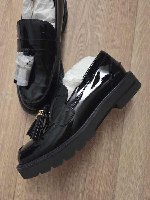 Лоуфъри Stuart Weitzman нови