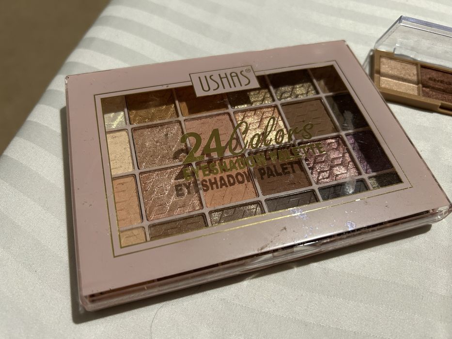 Set make up fard si iluminator