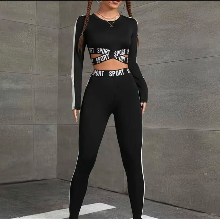 Продам спорт костюм