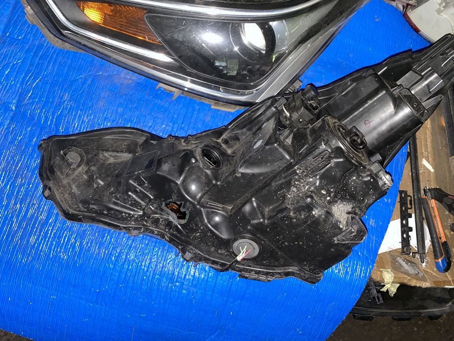 Far Toyota Aygo 2 2018 - 2021 faruri stanga dreapta lupa