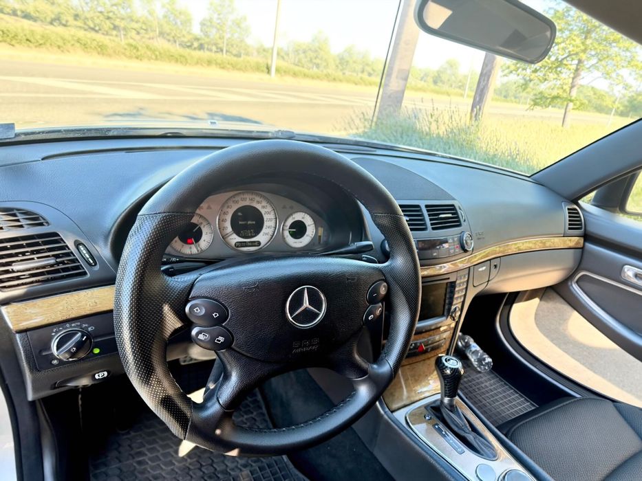 Mercedes-Benz E320CDI 2008г
