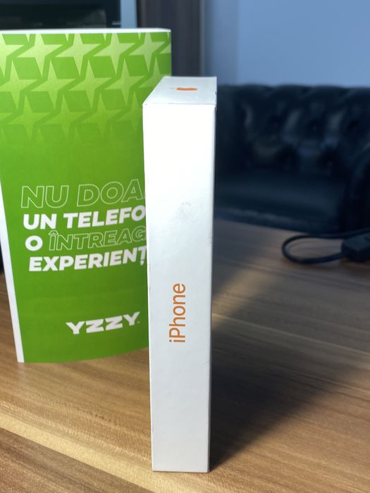 iPhone 17 Pro Max • 256 GB • Cosmic Orange