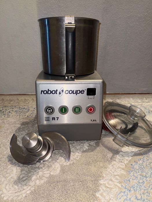 Куттер Robot Coupe R7