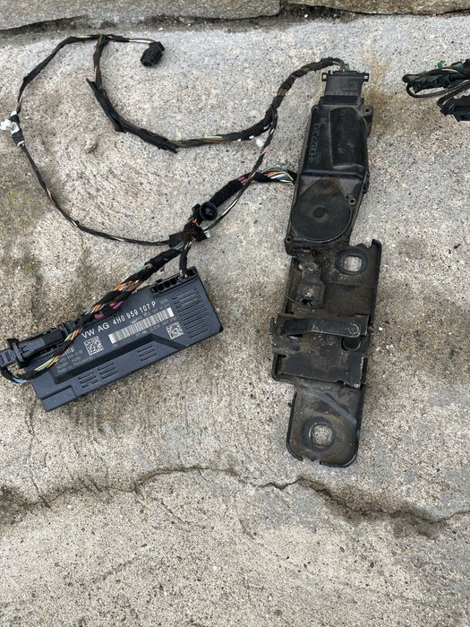 Комплект електрически багажник Audi A8 D4 4h Ауди А8