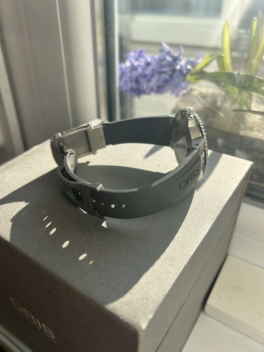 Oris Aquis Date Relief 43.5mm