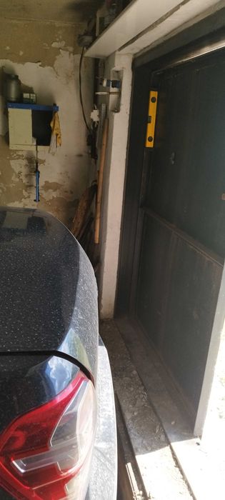 Продается гараж в первом ряду