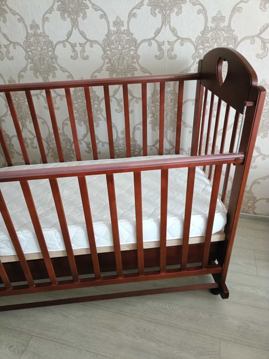 Кроватка детская