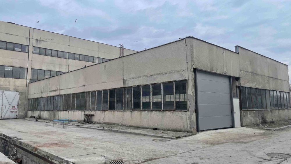 Дава се под наем Склад в Варна, Западна промишлена зона - 540 кв.м за 1927.8 € - Снимка #3