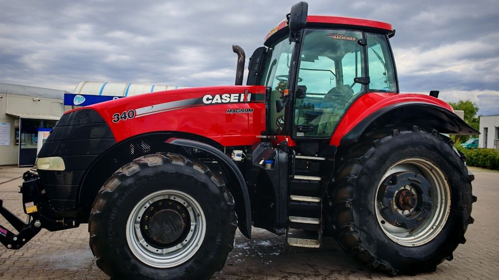 Case Magnum 340 2012
