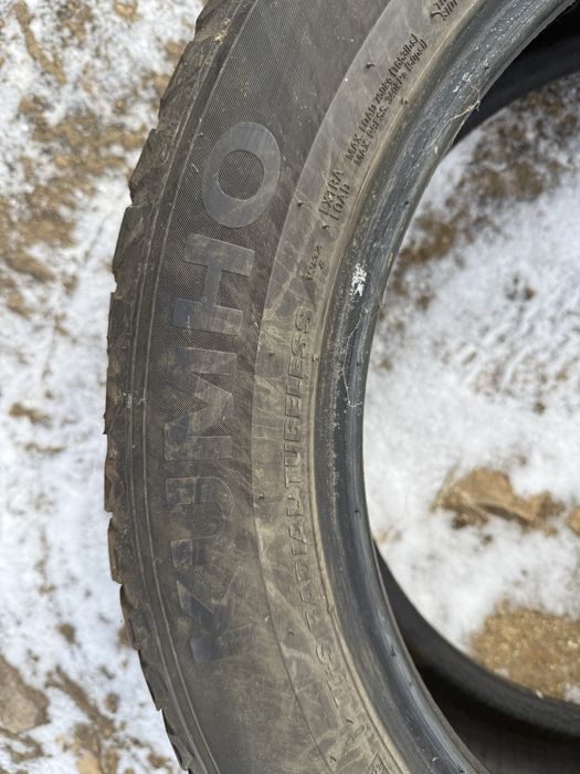 Продам шины зима 2 с шипами, 2 без шипов