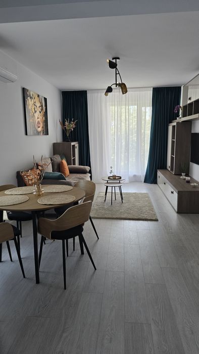 Apart NOU 2 camere White Tower