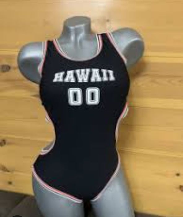 Цял бански костюм с надпис  в черен цвят