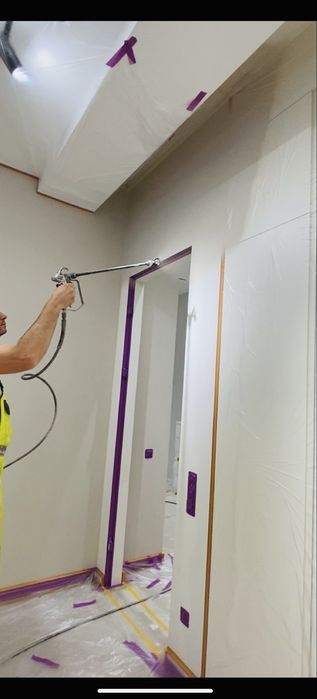 Профессиональная покраска стен и потолков безвоздушная