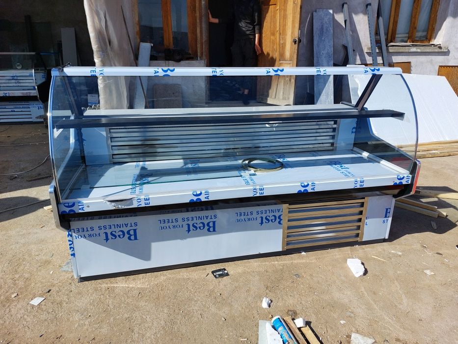 Витрина холодильник