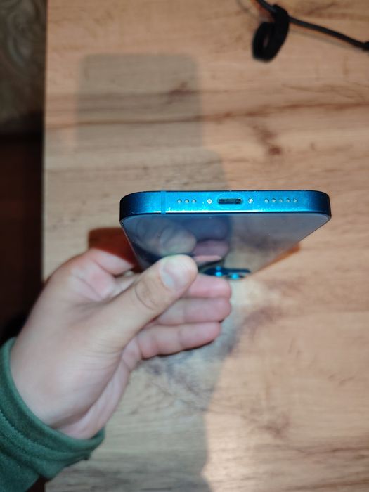 Продам Iphone 13 128GB