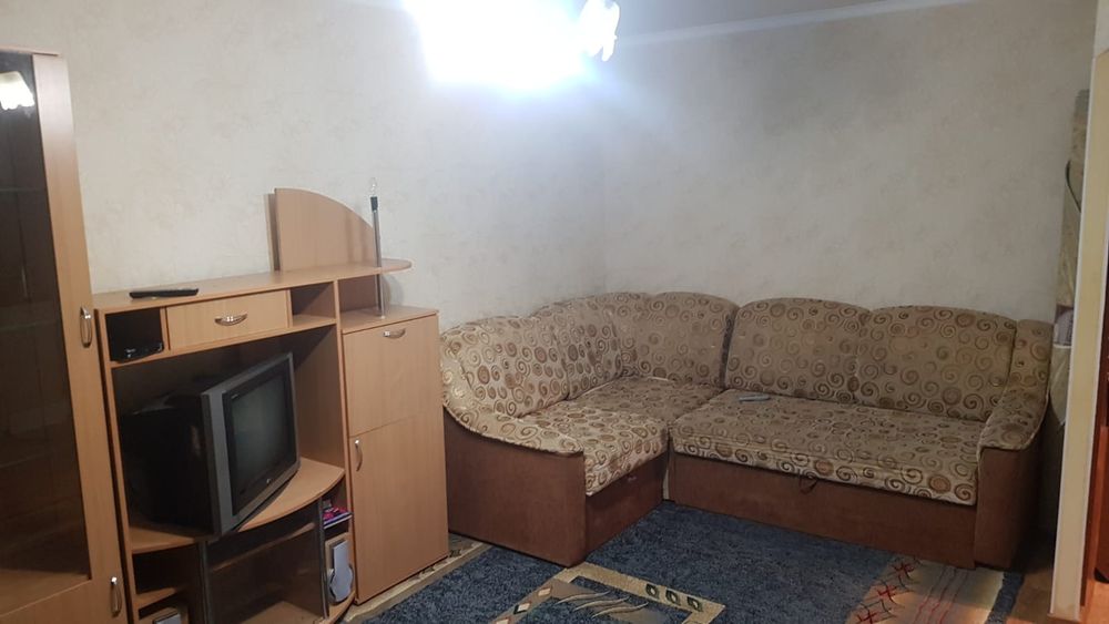 Евро Двушку сдам на долгий срок!