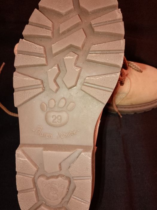 Ботиночки детские. Сандалии.