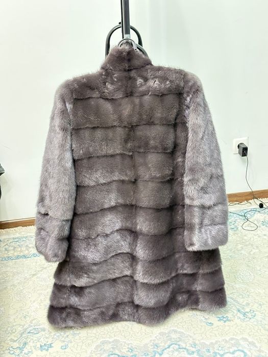 Шубы, двухсторонные, песец, длинные